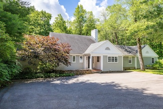 101 Tallmadge Ln, Litchfield, CT 06759