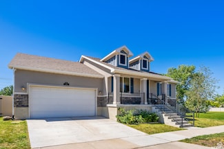 178 E Flicker Dr, Sandy, UT 84070