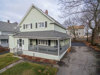 119 5th Ave, Woonsocket, RI 02895