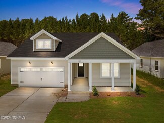 1011 Par 3 Dr S, Wilson, NC 27893