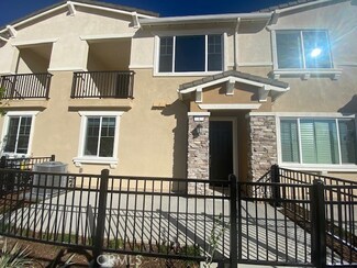 16571 Wyndham Ln Unit 4, Fontana, CA 92336
