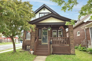 2742 S Howell Ave, Milwaukee, WI 53207