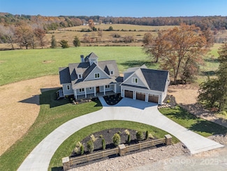 297 Mountain Meadows Ln Unit 7, Columbus, NC 28722