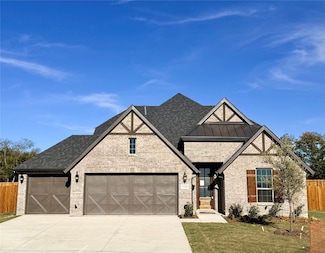 110 Kenilworth Ln, Greenville, TX 75401