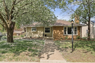 4421 Beard Ave N, Robbinsdale, MN 55422