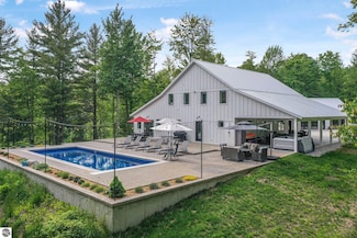 7683 Herendeene Trail, Lake Ann, MI 49650