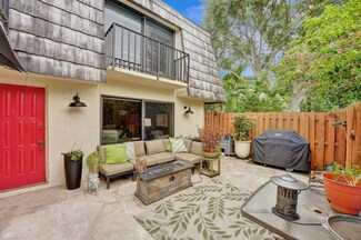 1720 Forest Lakes Cir Unit D, West Palm Beach, FL 33406