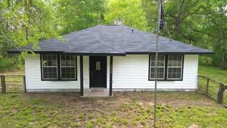 2584 Charlotte St, Orange, TX 77632