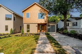 439 Summit Dr, Greenville, SC 29609