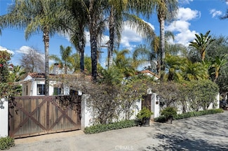 275 Marguerita Ln, Pasadena, CA 91106
