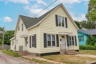 214 E Crawford St, Elkhart, IN 46514