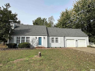 1307 Charles St, Carterville, IL 62918