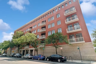 1155 W Armitage Ave Unit 308, Chicago, IL 60614