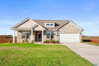 29204 Crawfish Dr NW, Harvest, AL 35749