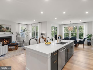 18090 Marsh Pine Rd, Dumfries, VA 22026