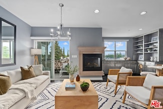 4424 Whitsett Ave Unit 309, Studio City, CA 91604