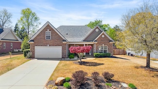 822 Ashmont Ln, Boiling Springs, SC 29316