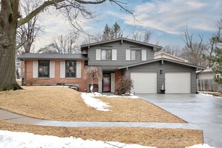 13423 Hickory Cir, Omaha, NE 68144