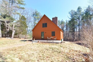 321 Old Garrison Rd, Dover, NH 03820