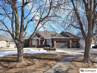 121 S 173rd Ave, Omaha, NE 68118