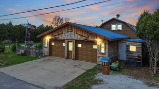 212 S Main St, Kingsbury, IN 46345