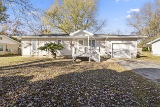 705 N Hightower Ave, Nixa, MO 65714