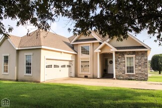 1910 Fairview Rd, Paragould, AR 72450