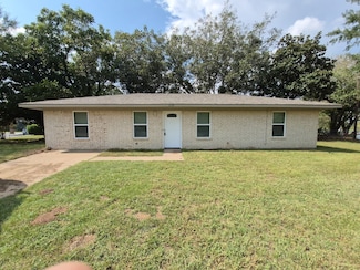 5179 Fm 2495, Athens, TX 75752