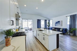 27507 Fallbrook Ct, Corona, CA 92883