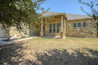 240 Keawakapu Dr, Bastrop, TX 78602