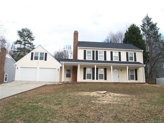 5201 Bellflower Ln, Charlotte, NC 28227