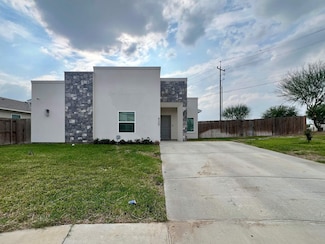 920 La Muralla St, Laredo, TX 78046