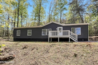 525 Thompson Bridge Rd, Maryville, TN 37801