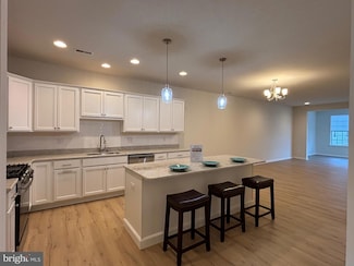 9 Prestwick Ln, Monroe, NJ 08094