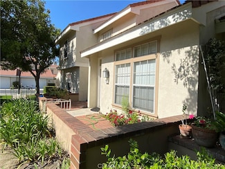 27 Dartmouth Unit 26, Irvine, CA 92612