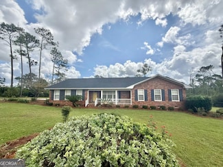 302 Touchton Dr, Douglas, GA 31533