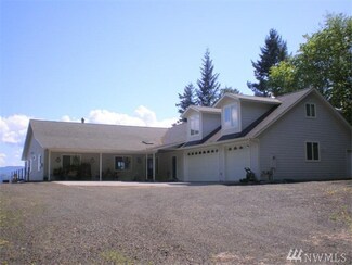 1812 Wa-4, Cathlamet, WA 98612