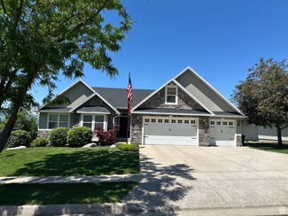 31 N Sherwood Dr, Providence, UT 84332