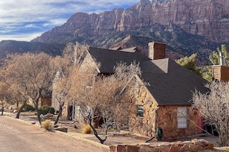 88 Stone Mountain Dr Unit 104B, Springdale, UT 84767