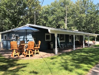 113 28th Ave, Sylvan Beach, NY 13157