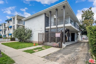 14317 Haynes St, Los Angeles, CA 91401
