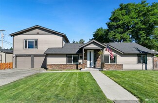 205 Alder Ave, Sumner, WA 98390