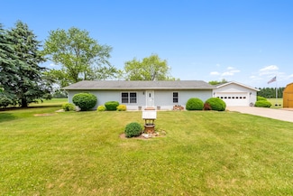 4106 W Prairie Dr, Leesburg, IN 46538