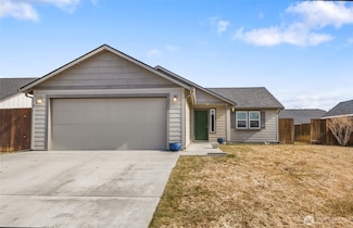 809 S Blessing St, Moses Lake, WA 98837