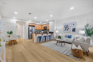 1032 Abruzzo Ln Unit 6, San Jose, CA 95133