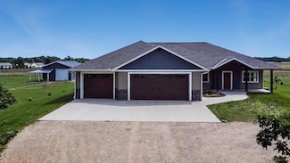 39847 447th St, Sauk Centre, MN 56378