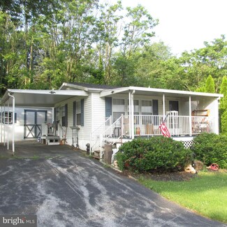 55 Katie Dr, Ronks, PA 17572