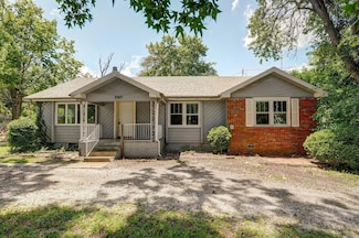 3565 S Scenic Ave, Springfield, MO 65807