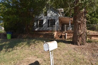 314 N 2nd St, Guthrie, OK 73044