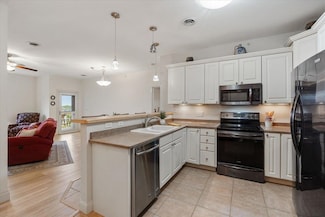 1300 School St Unit 211, Sun Prairie, WI 53590